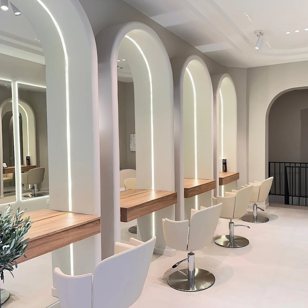 Le salon KENWELL de Mehdi Kenwell, Paris 1er